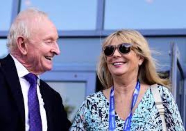 rod laver girlfriend age